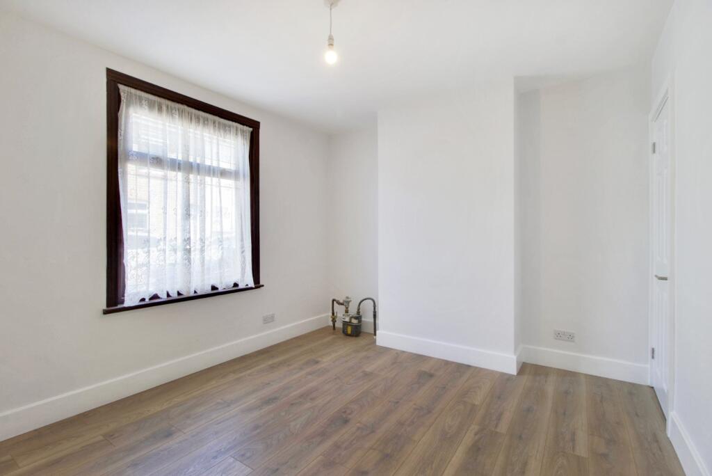 House in Dartford, Swanscombe - View 4