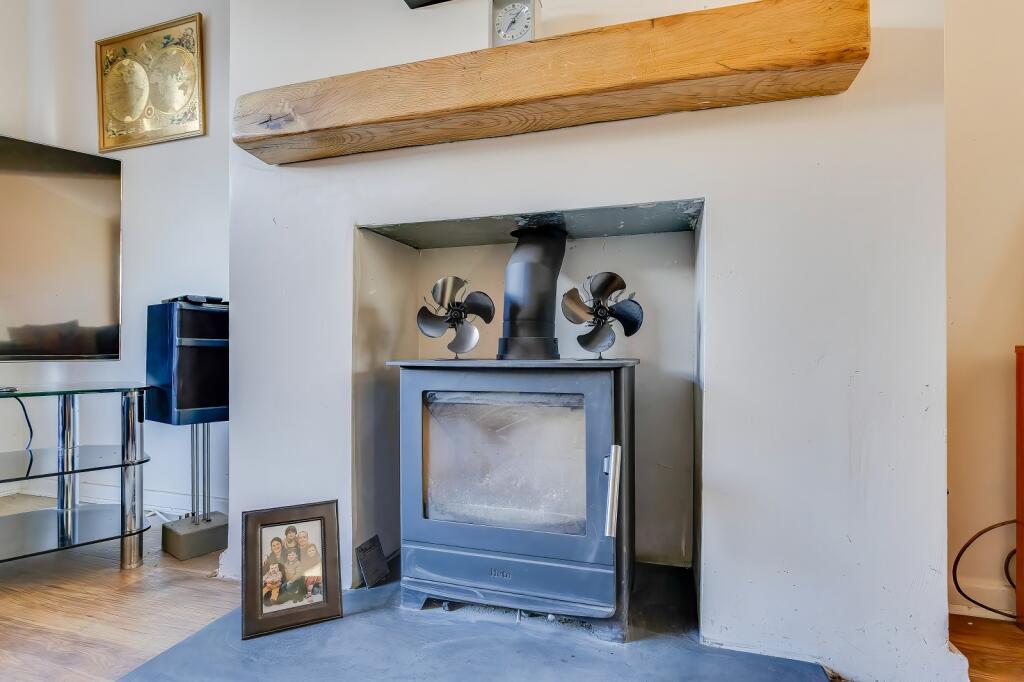Aberdovey Close, Dinas Powys, Vale of Glamorgan. CF64 4PS photo 3