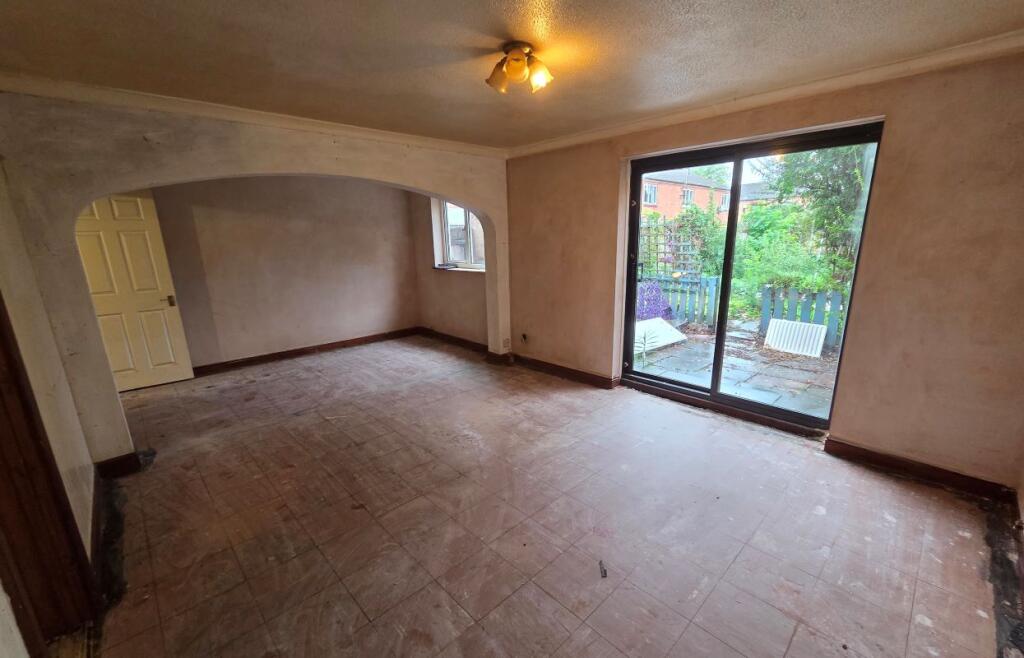 House in Redditch, Church Hill South - View 4