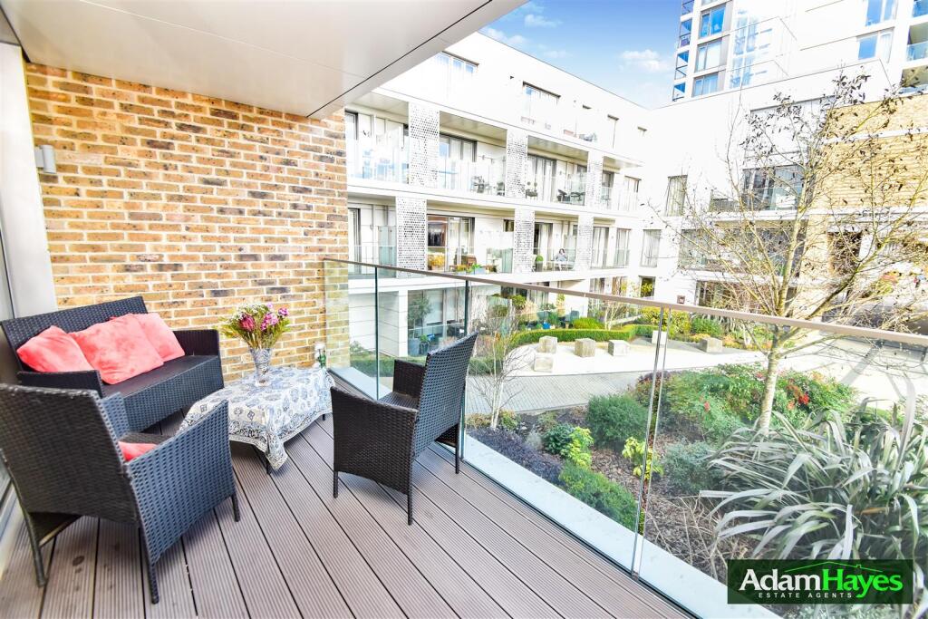 Apartment in London - View 5