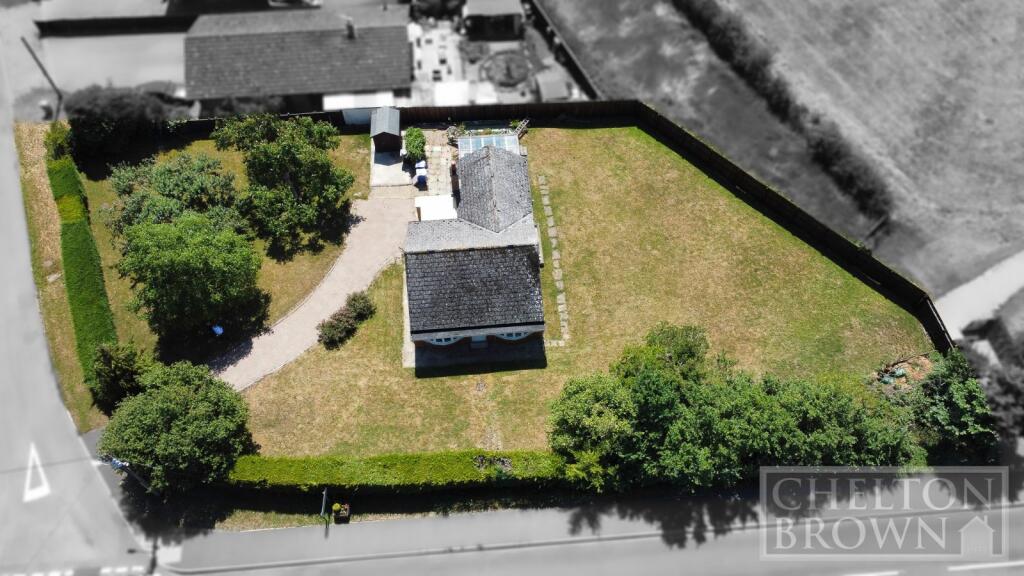 House in Rothersthorpe, West Northamptonshire - View 5