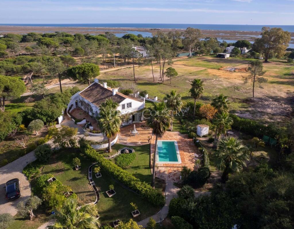 Main image of property: Algarve, Luz De Tavira E Santo Estêvão
