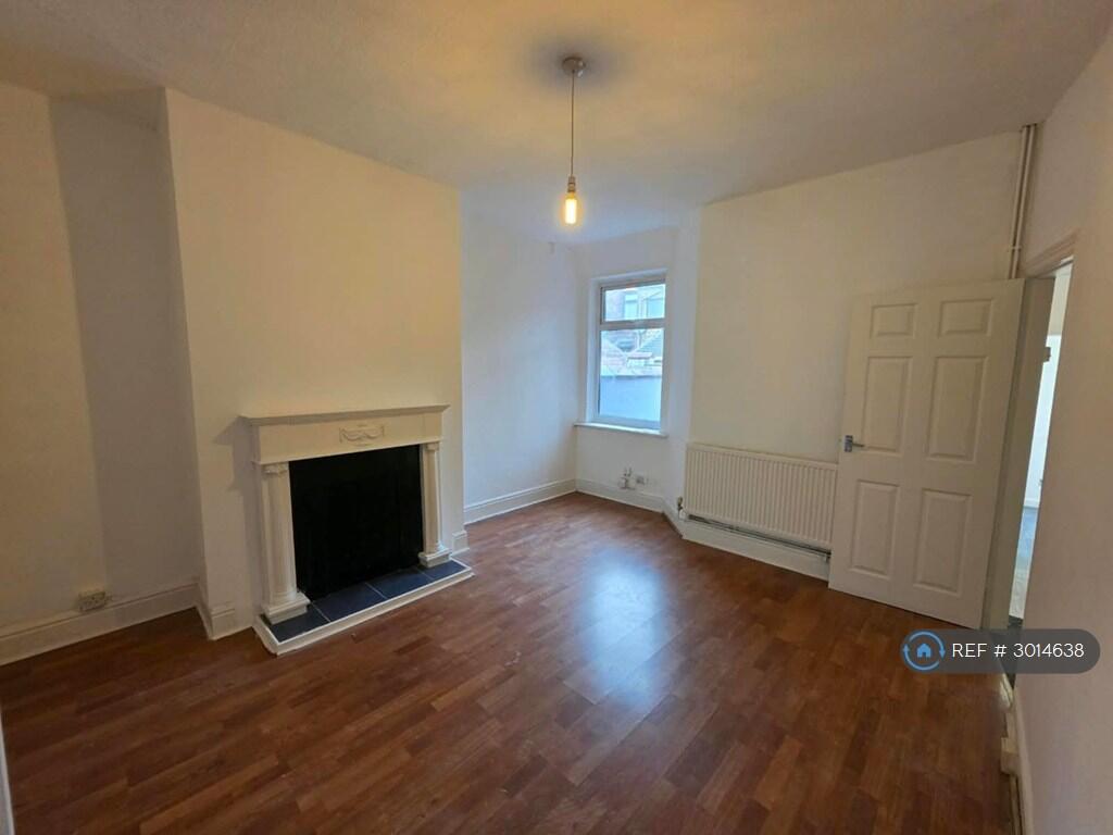 Main image of property: Martin St, Salford, M5
