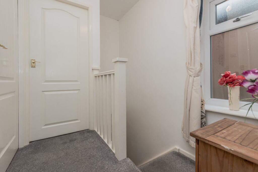 Additional image 8 of Craven Close, Gomersal, Cleckheaton, BD19