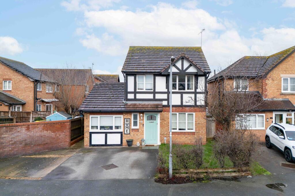 Main image of property: Llys Claerwen, Kinmel Bay, LL18