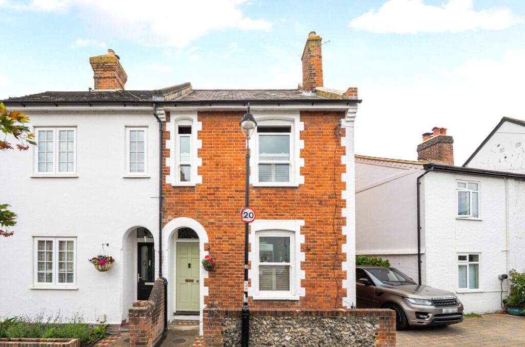 Main image of property: Stoke Fields, Guildford, Surrey, GU1