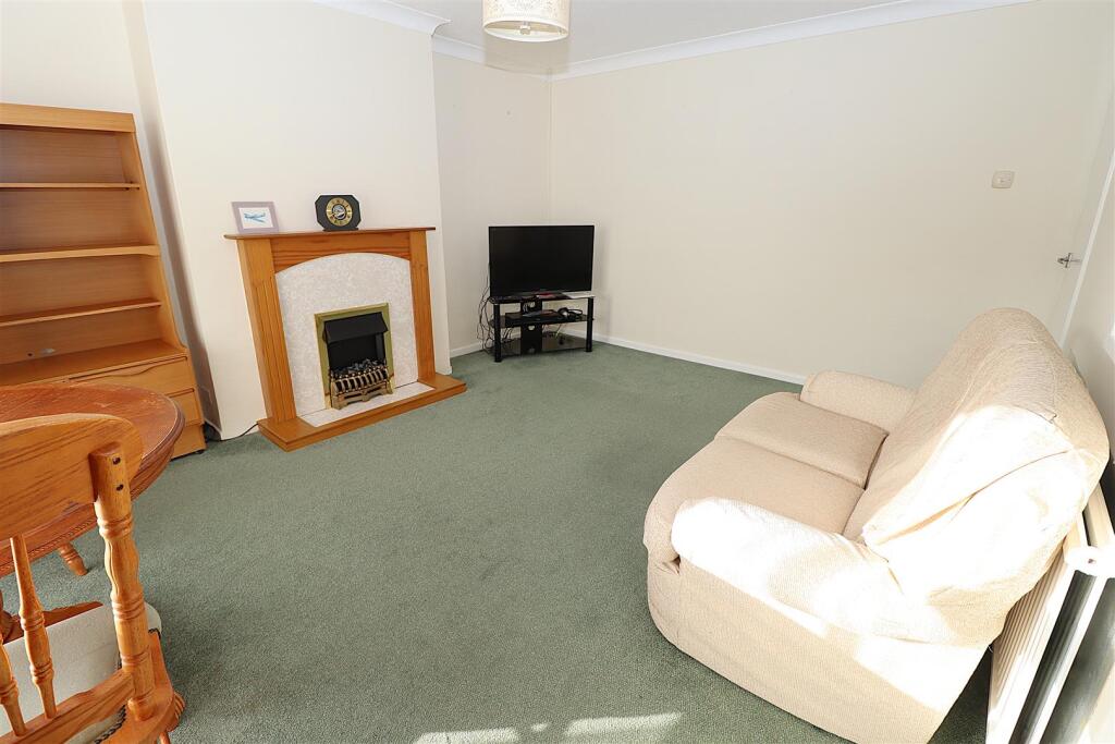 House in Gillingham, Medway - More