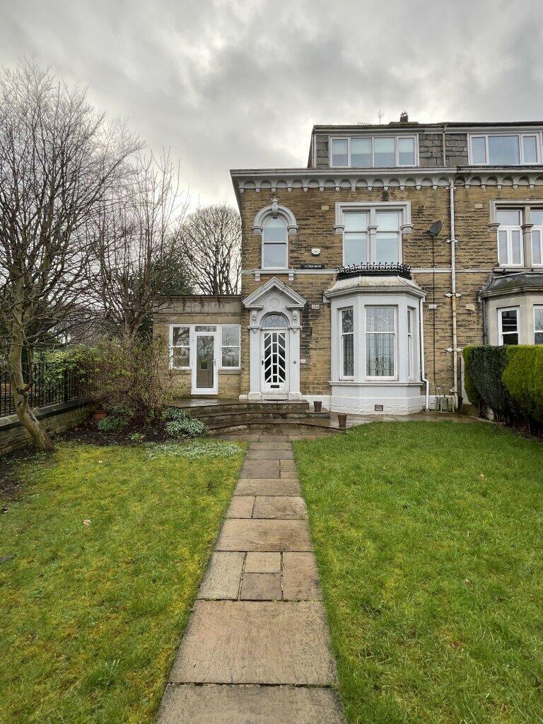 Main image of property: 116 Bradford Rd,Shipley,BD18 3DF