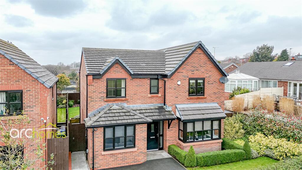 Main image of property: Bee Fold Lane, Atherton, Manchester