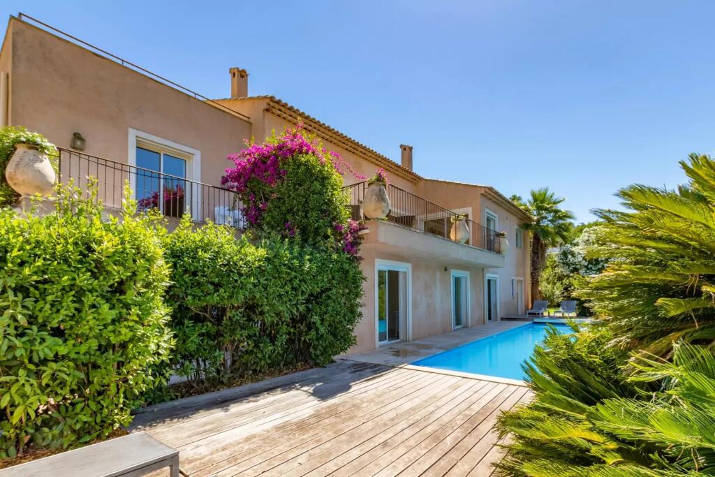 Main image of property: Provence-Alps-Cote d`Azur, Alpes-Maritimes, Antibes