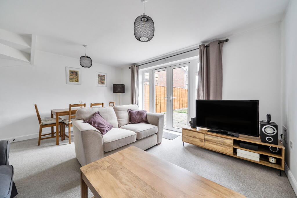 House in Salisbury - View 5