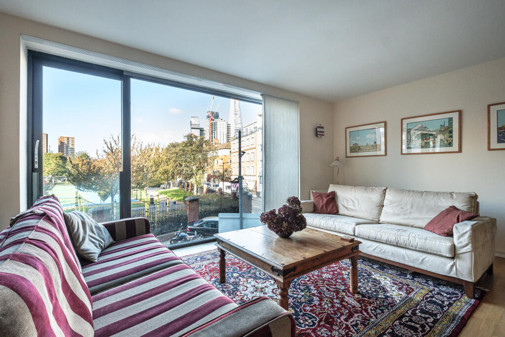 Apartment in London - View 5