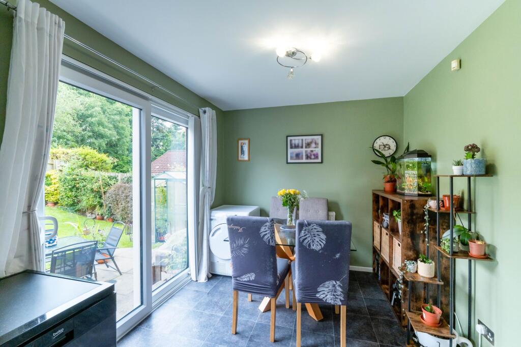 House in Livingston, Adambrae - View 3