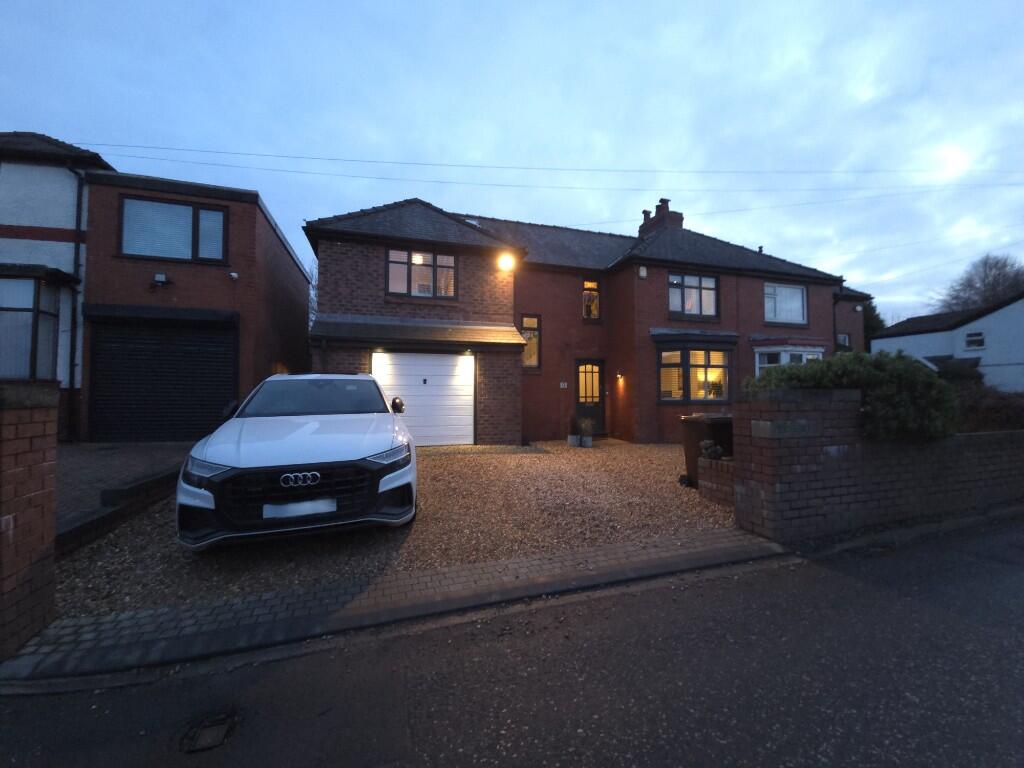 Main image of property: Simister Lane, Manchester, Greater Manchester, M25