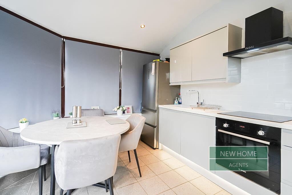House in Kirklees, West Yorkshire - View 6