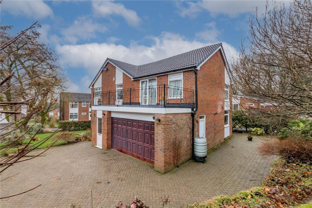 Main image of property: Parklands, Shaw, Oldham, Greater Manchester, OL2