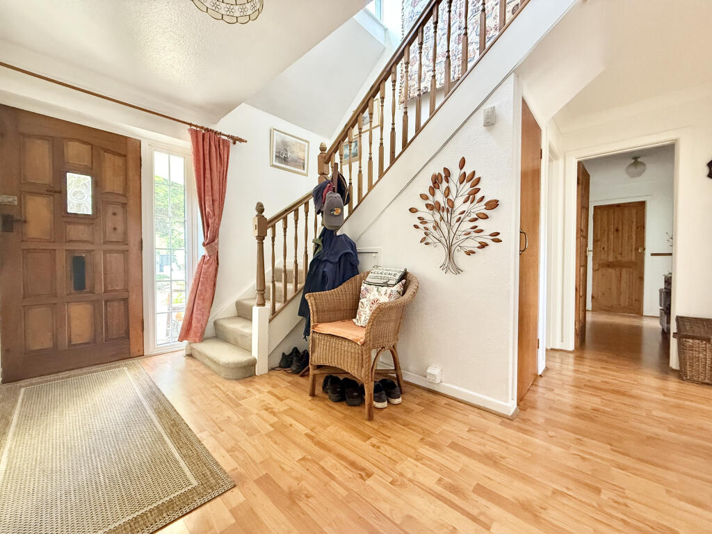 House in West Moors - View 4