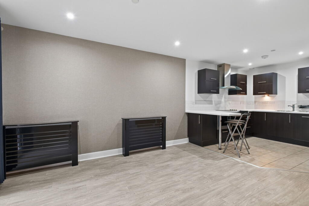 Apartment in Leicester - View 5