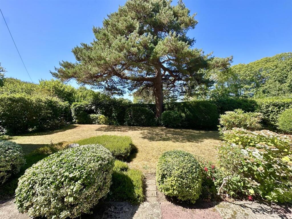 House in Hastings, St Helen's - View 5