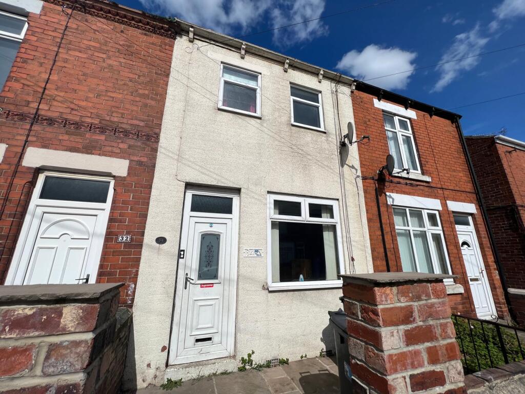 Main image of property: 34, Silverdales, Dinnington, Sheffield S25 2RT