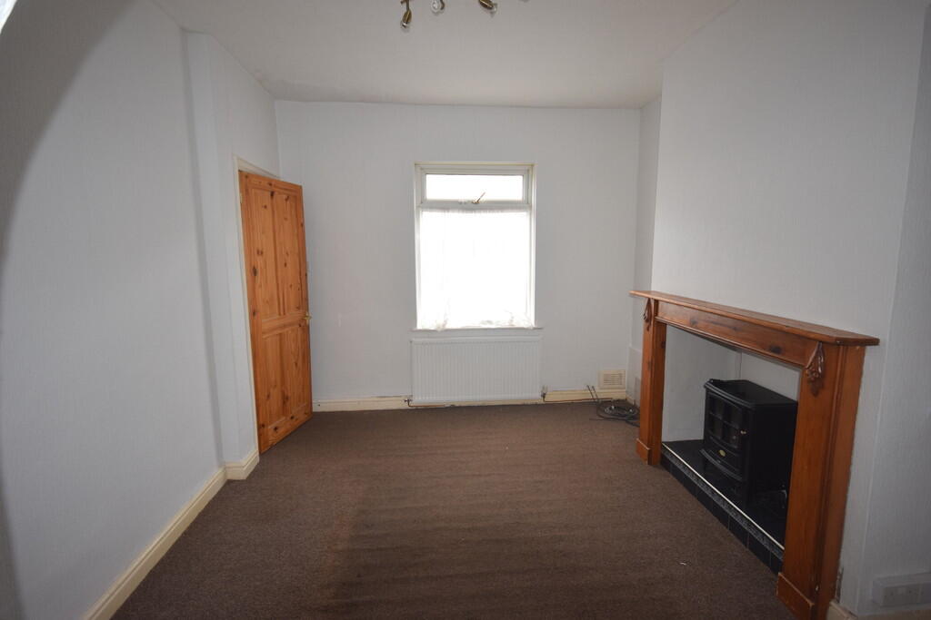 House in Lancaster - View 4