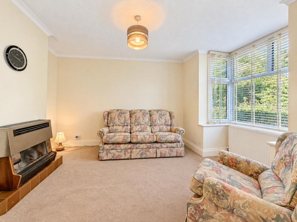 House in Tonbridge - View 4