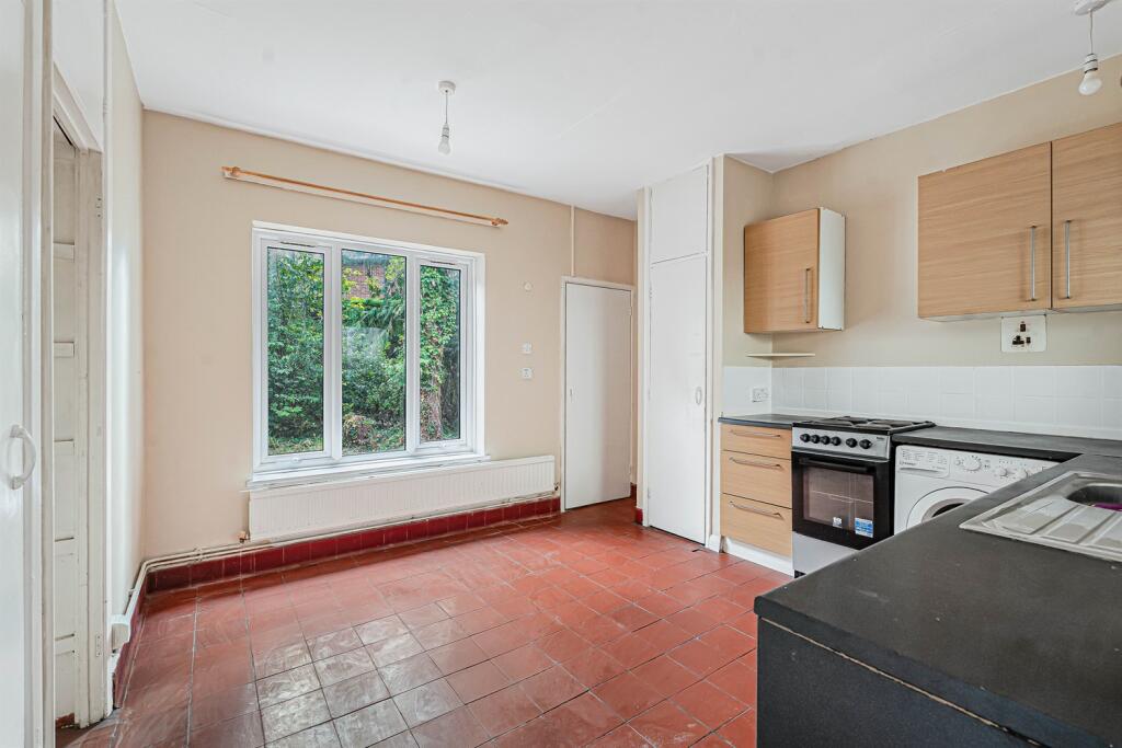 House in Reading, Battle - View 5