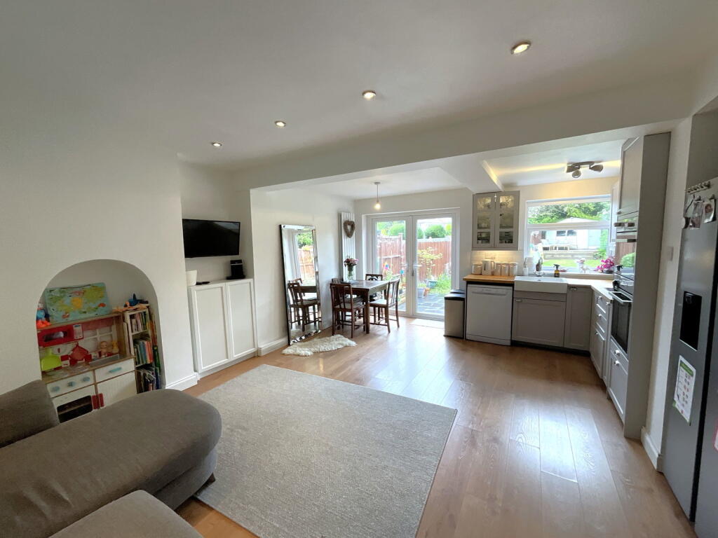 House in Dudley, West Midlands - View 4