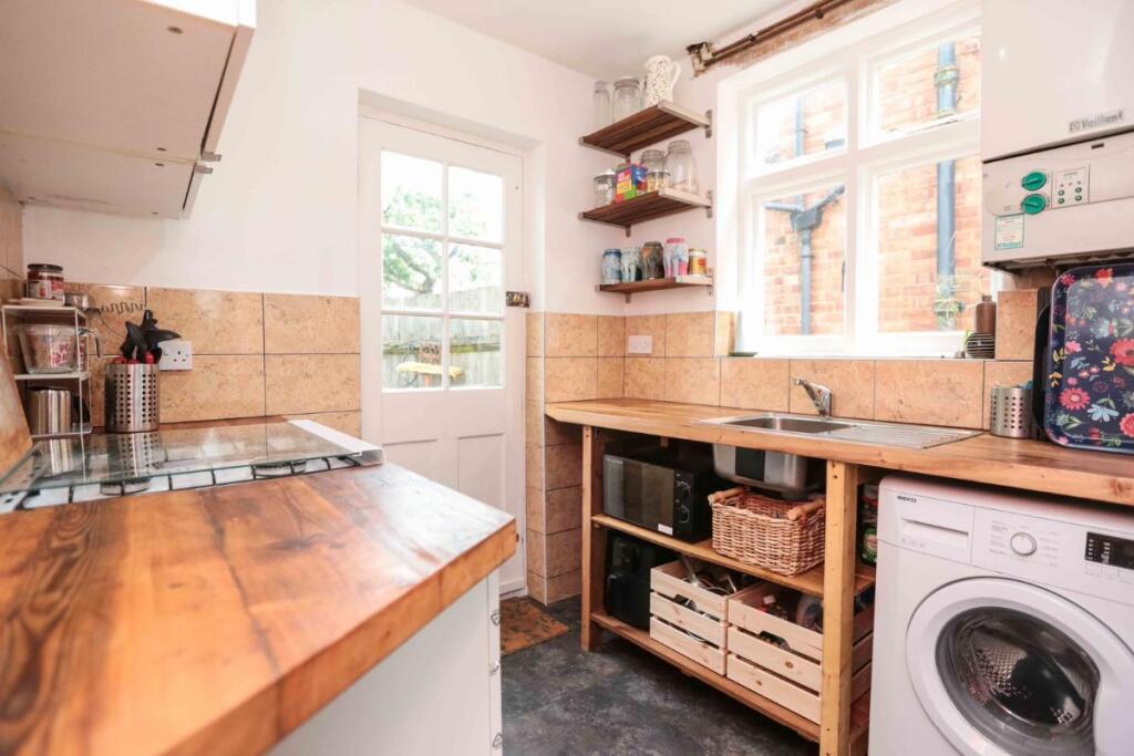 House in Birmingham, West Midlands - View 6