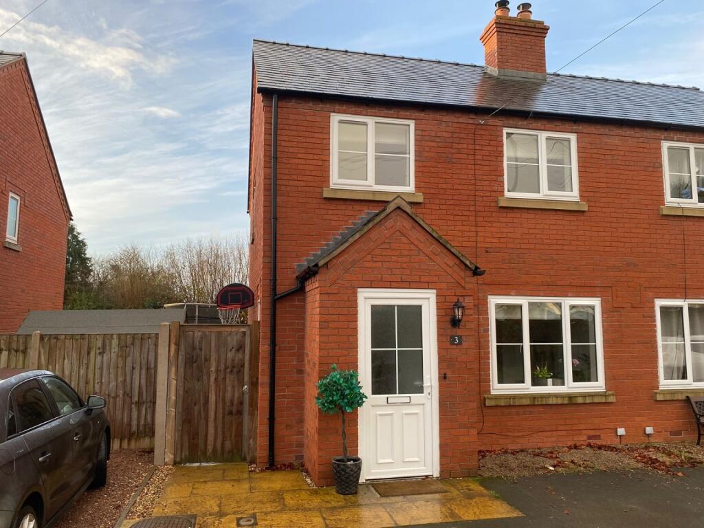 Main image of property: 3 Maes Penrhyn, Four Crosses, Llanymynech, Powys