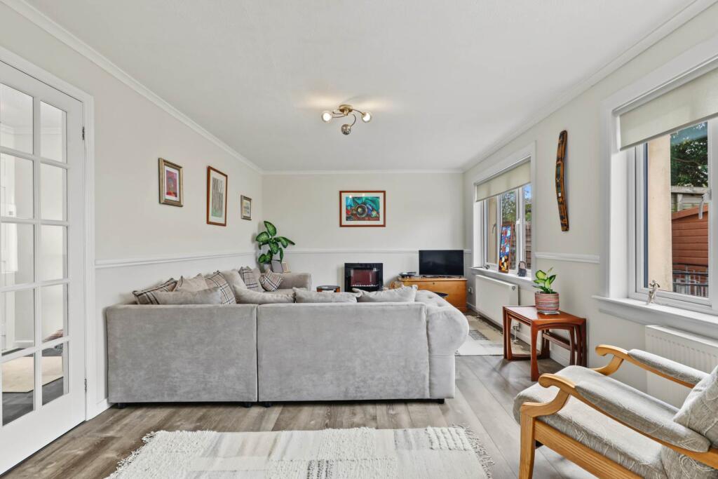 Victoria Way, Stewarton photo 3