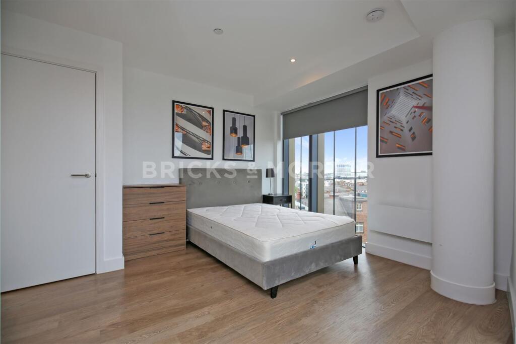 Apartment in Newcastle upon Tyne - More