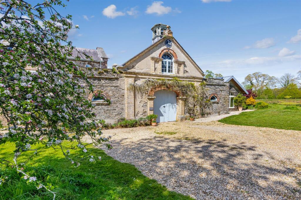 Main image of property: Harberton, Totnes