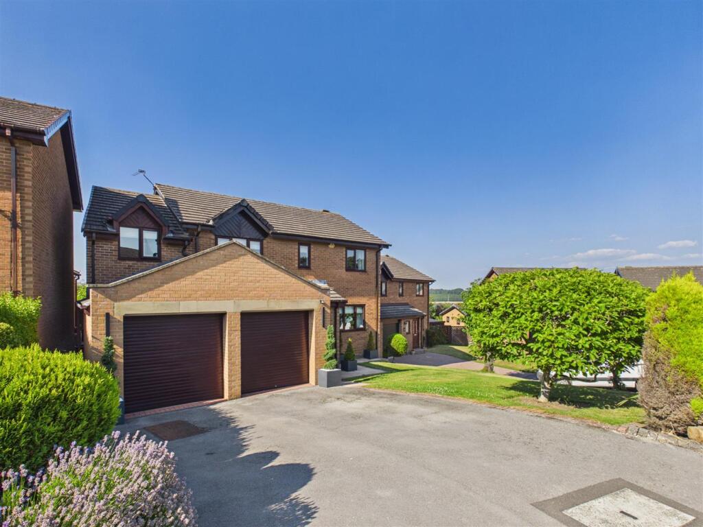 Main image of property: Yews Close, Worrall, Sheffield