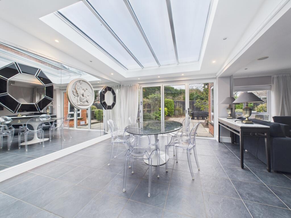 Main image of property: London Road, Cheltenham