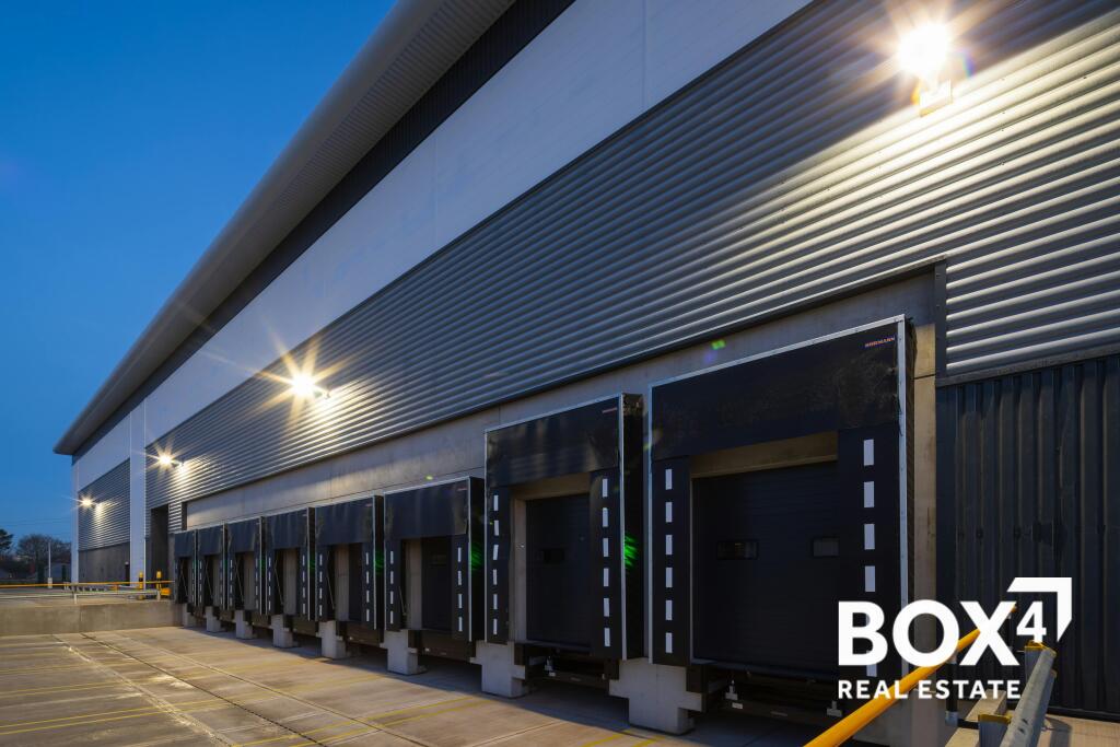 _DLP3488 B81 David Lee Photograph Ltd.jpg