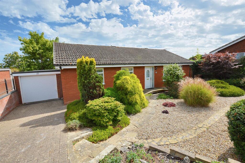 3-bed bungalow on Chestnut Grove, Sheringham, £340,000