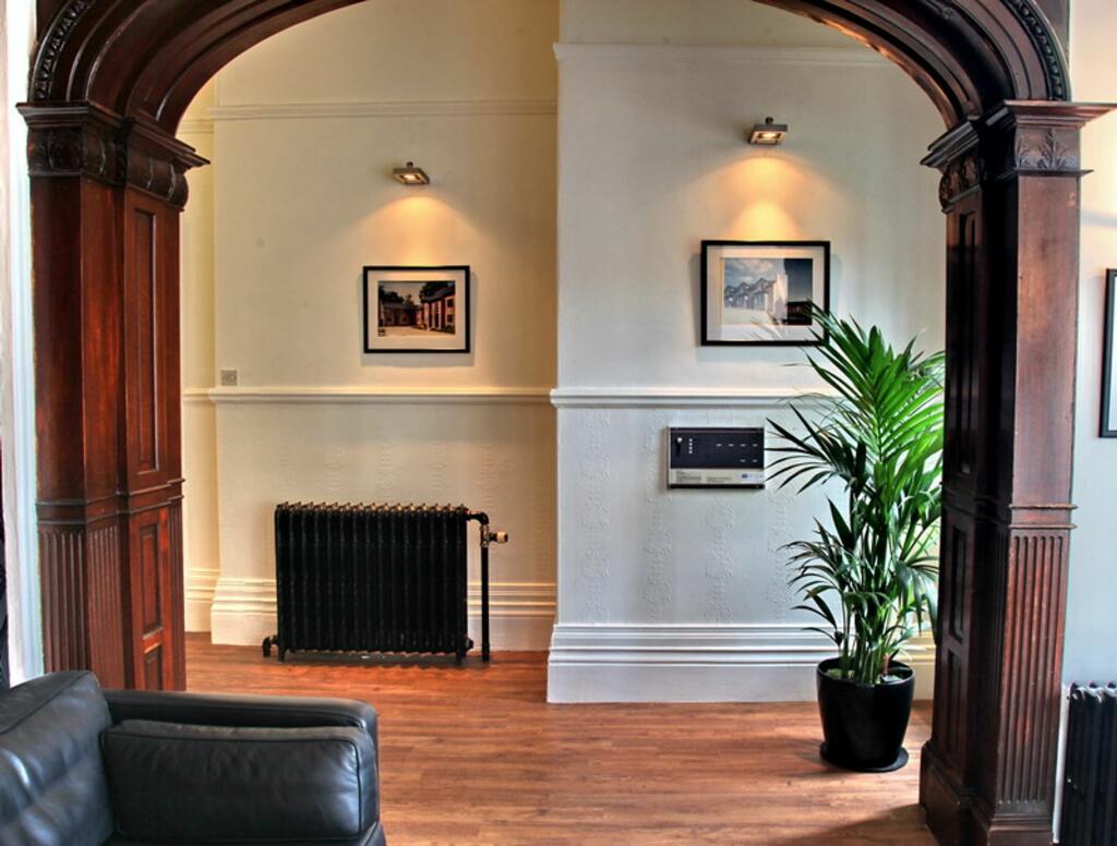 Main image of property: Barlow Moor Road, 137 Barlow Moor Road, M20