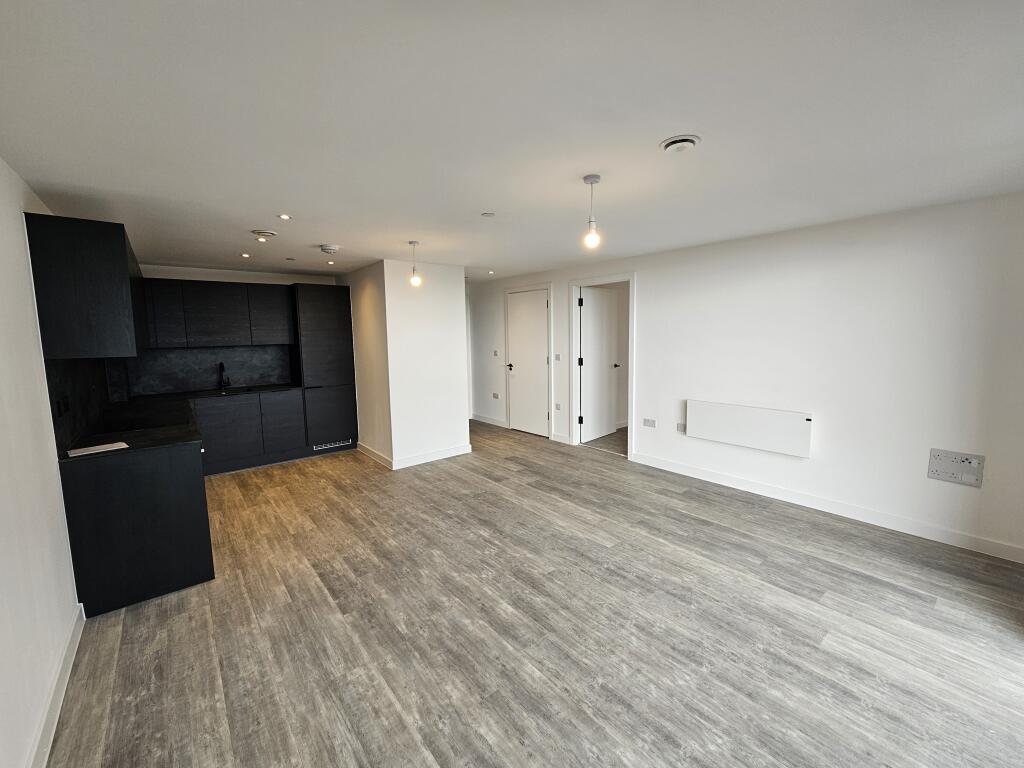 Apartment in Trafford, Greater Manchester - View 5