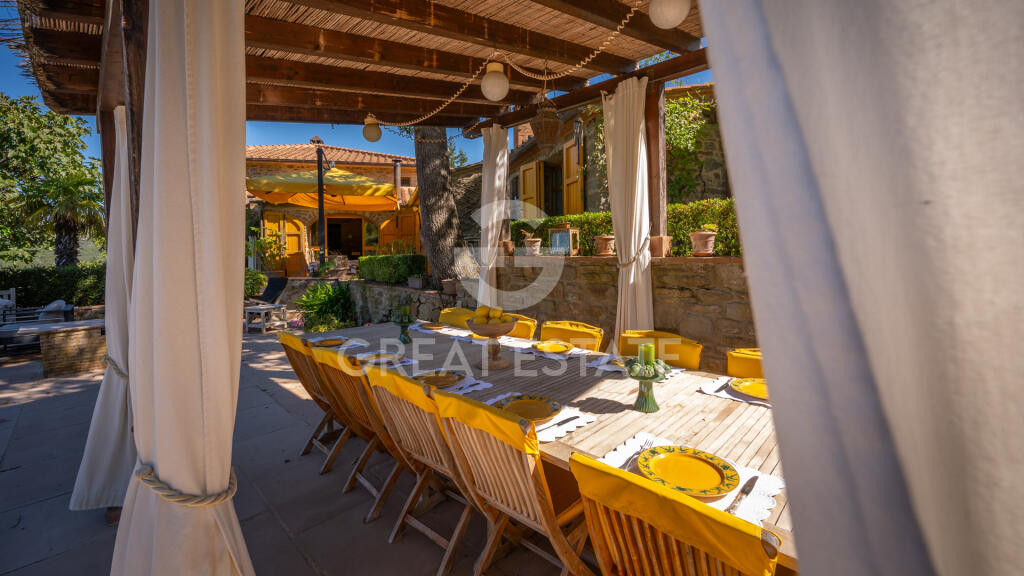 Main image of property: Tuscany, Arezzo, Castiglion Fiorentino