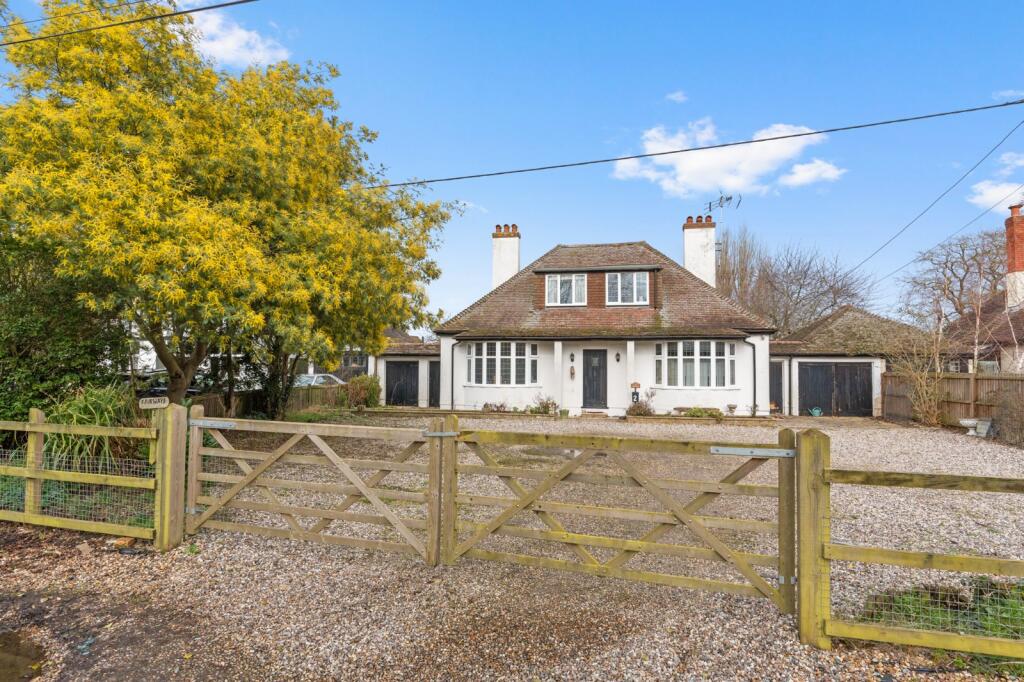 Main image of property: Dormy Houses, East Road, Colchester, Essex, CO5