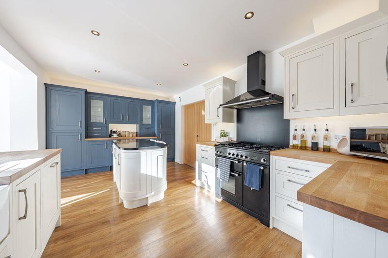 1 Lonsdale Drive, Croston PR26 9SA photo 3