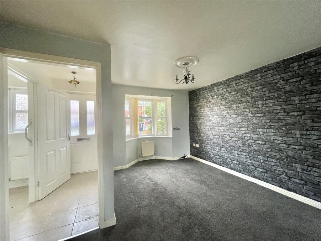 10, St. Patricks Close, Widnes, Cheshire, WA8 photo 4
