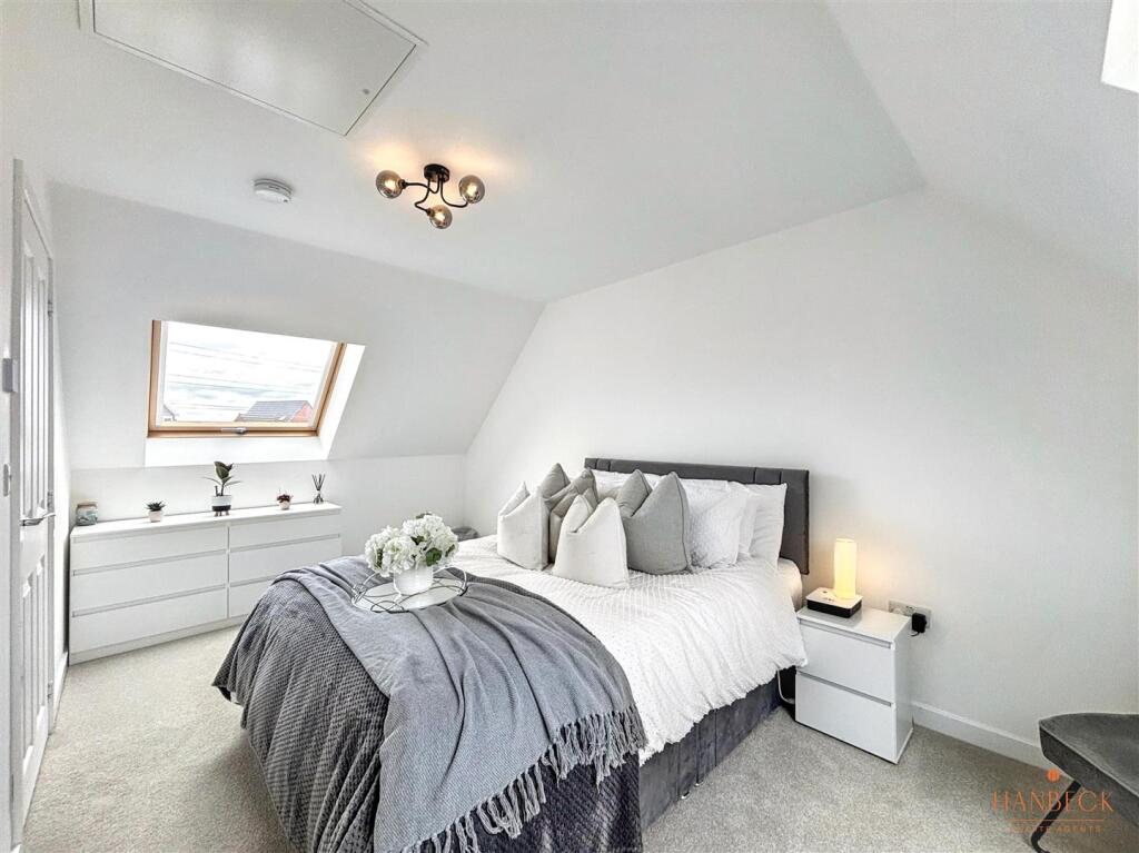 House in Hull, Kingswood - View 3