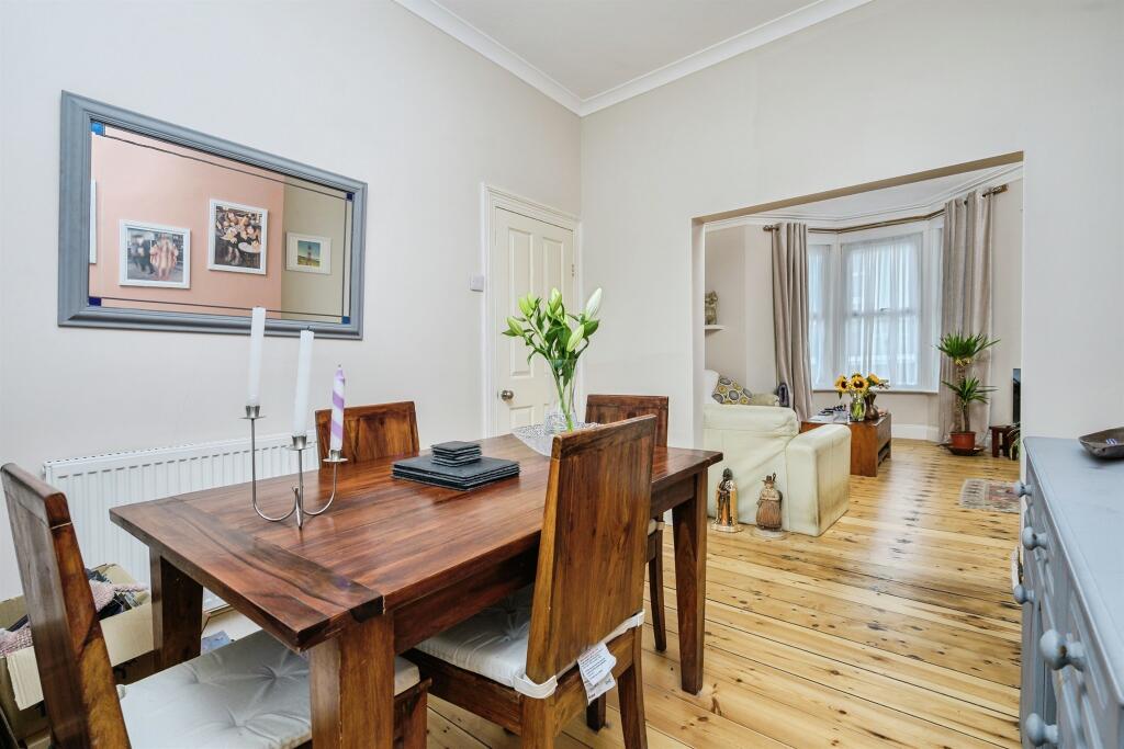 House in Plymouth - View 5