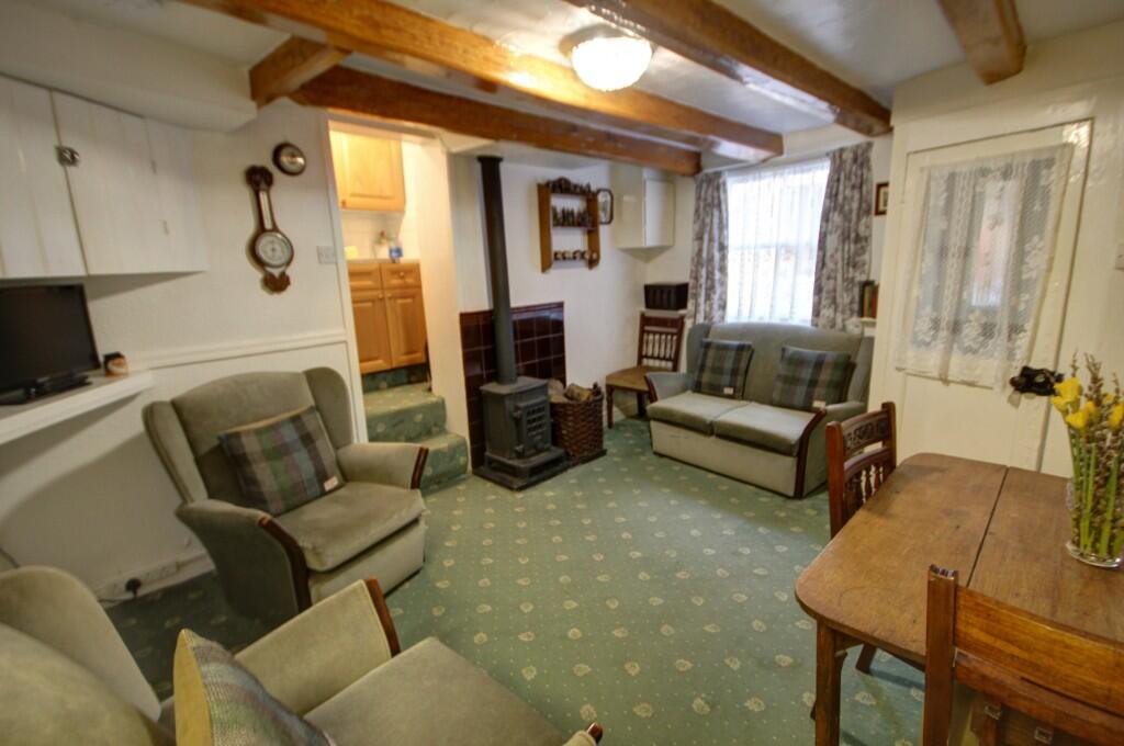 Eva Cottage, Chapel Street, Robin Hoods Bay, YO22 4SQ photo 3