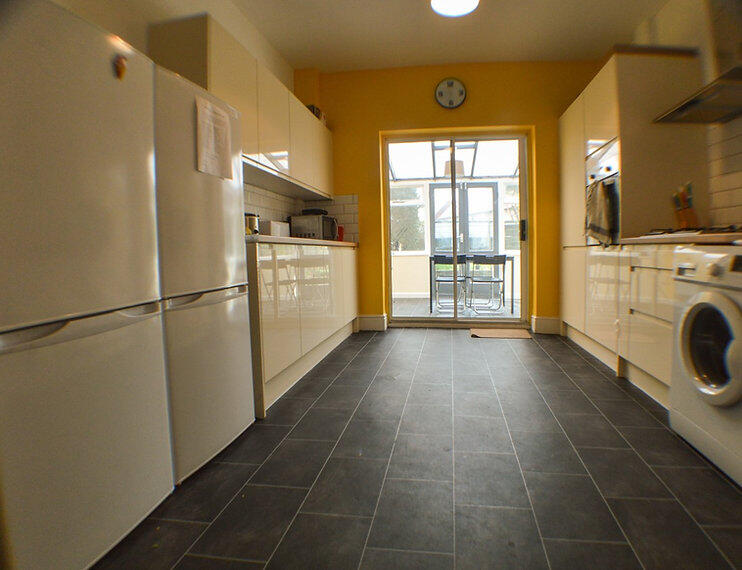 House in Derby - View 5