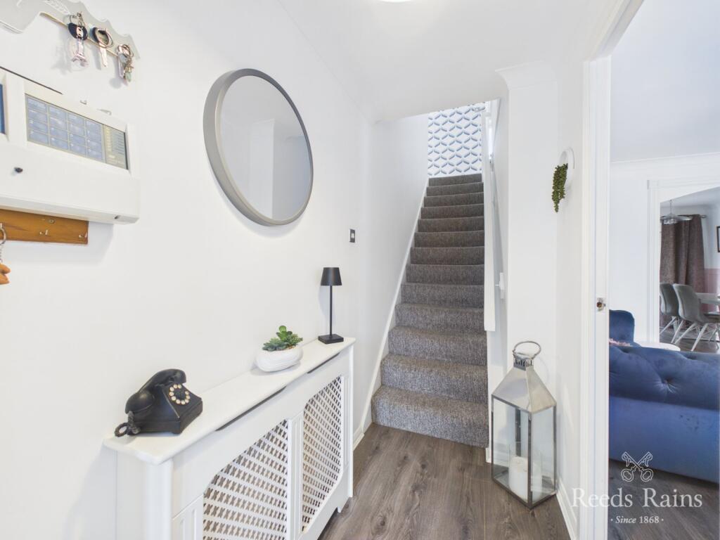 Earsdon Close, Norton, Stockton-on-Tees, Durham, TS20 photo 2