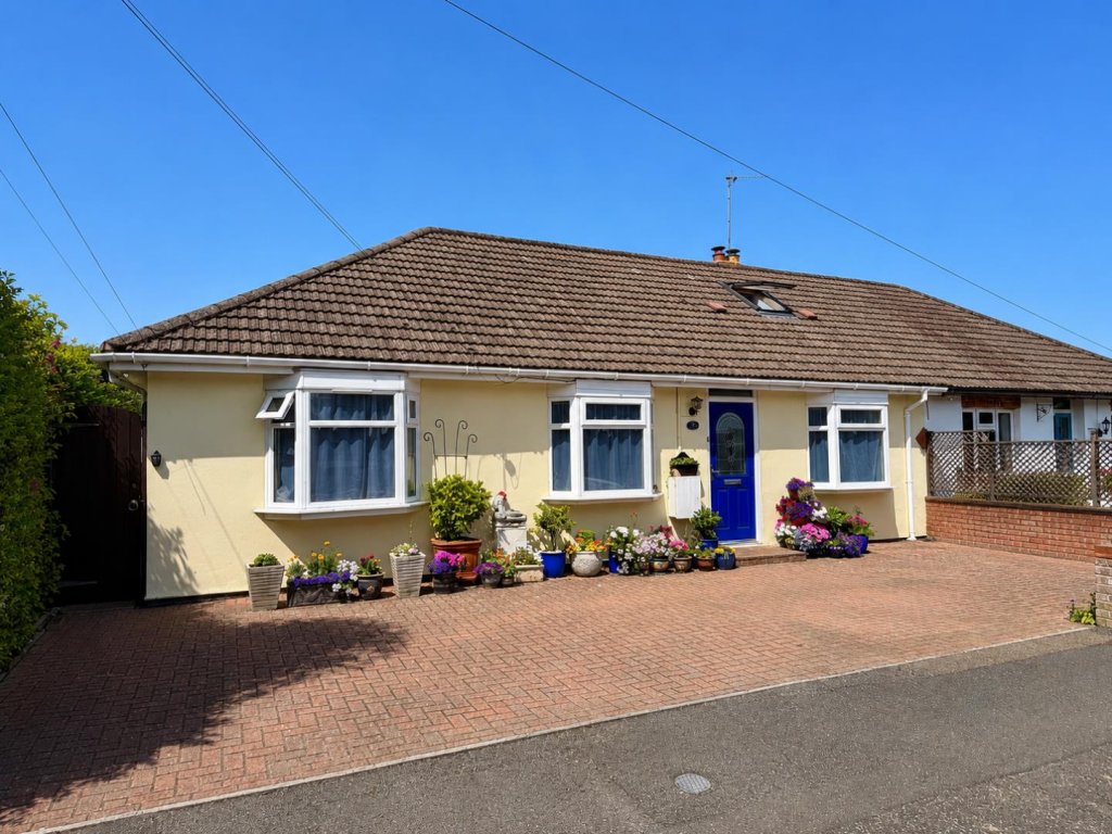 Main image of property: Broad Street, Brixworth, Northamptonshire NN6
