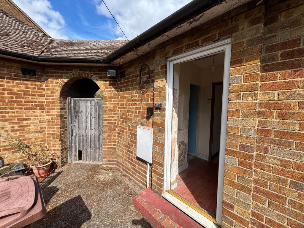 House in Romford - View 5